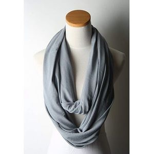 Jersey knit infinity scarf 🧣